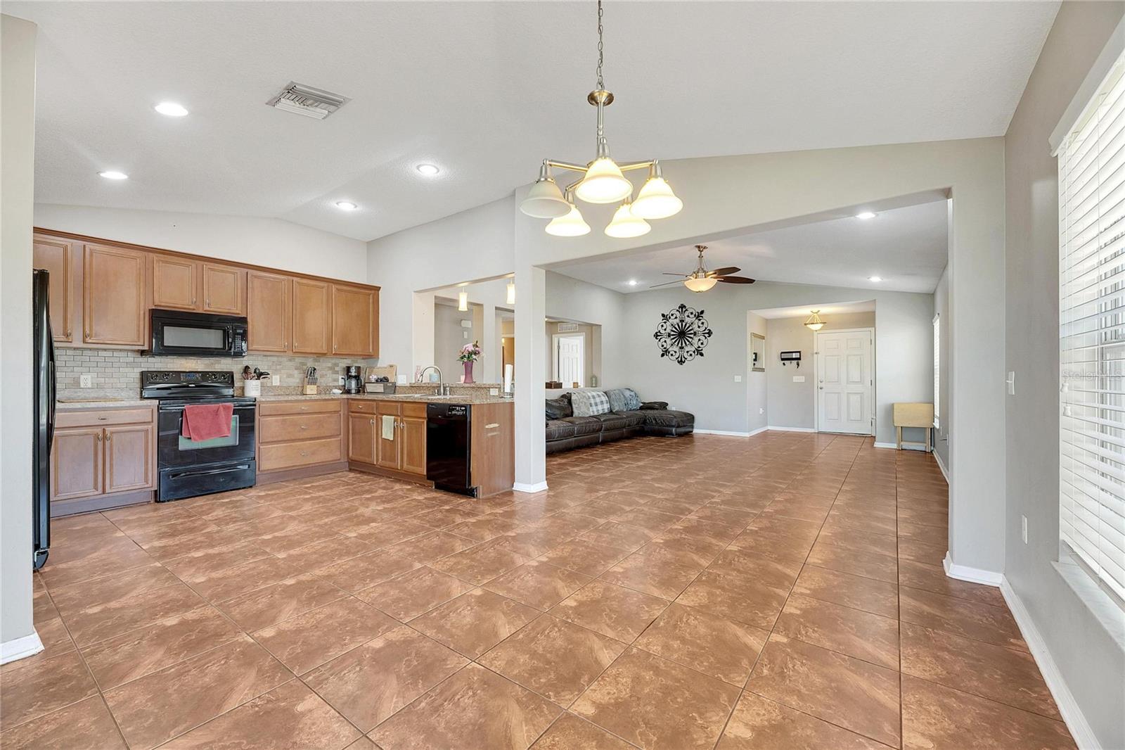 HARBOUR ISLES PH 1 - Residential