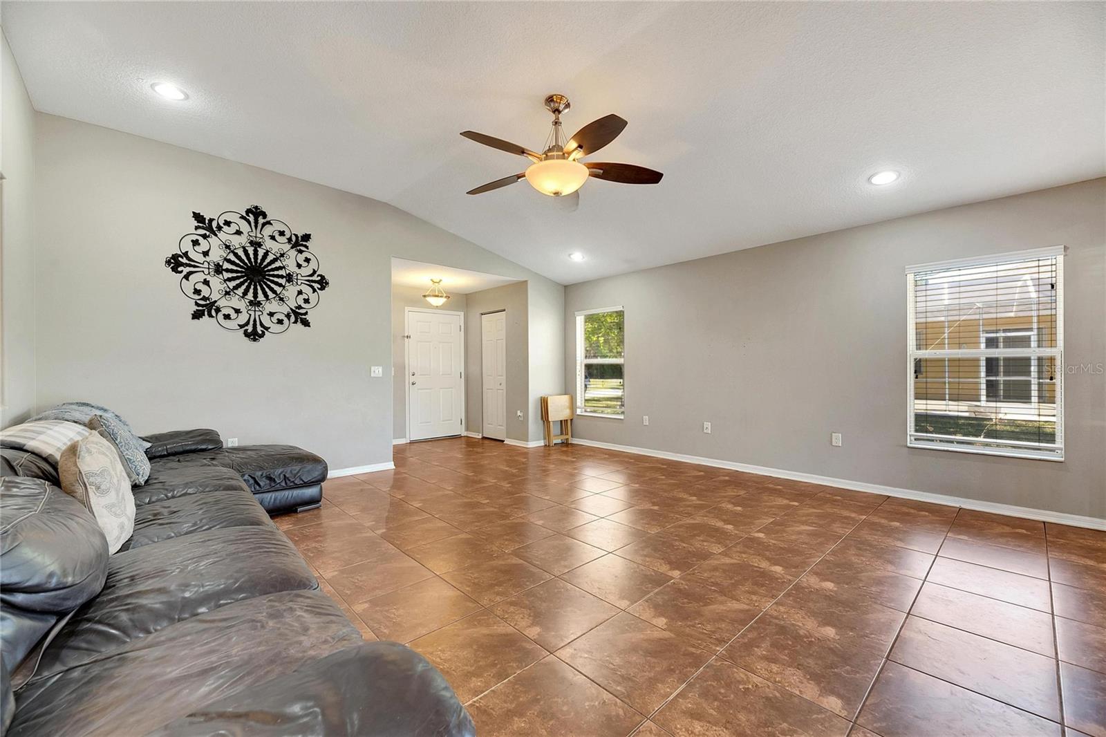 HARBOUR ISLES PH 1 - Residential