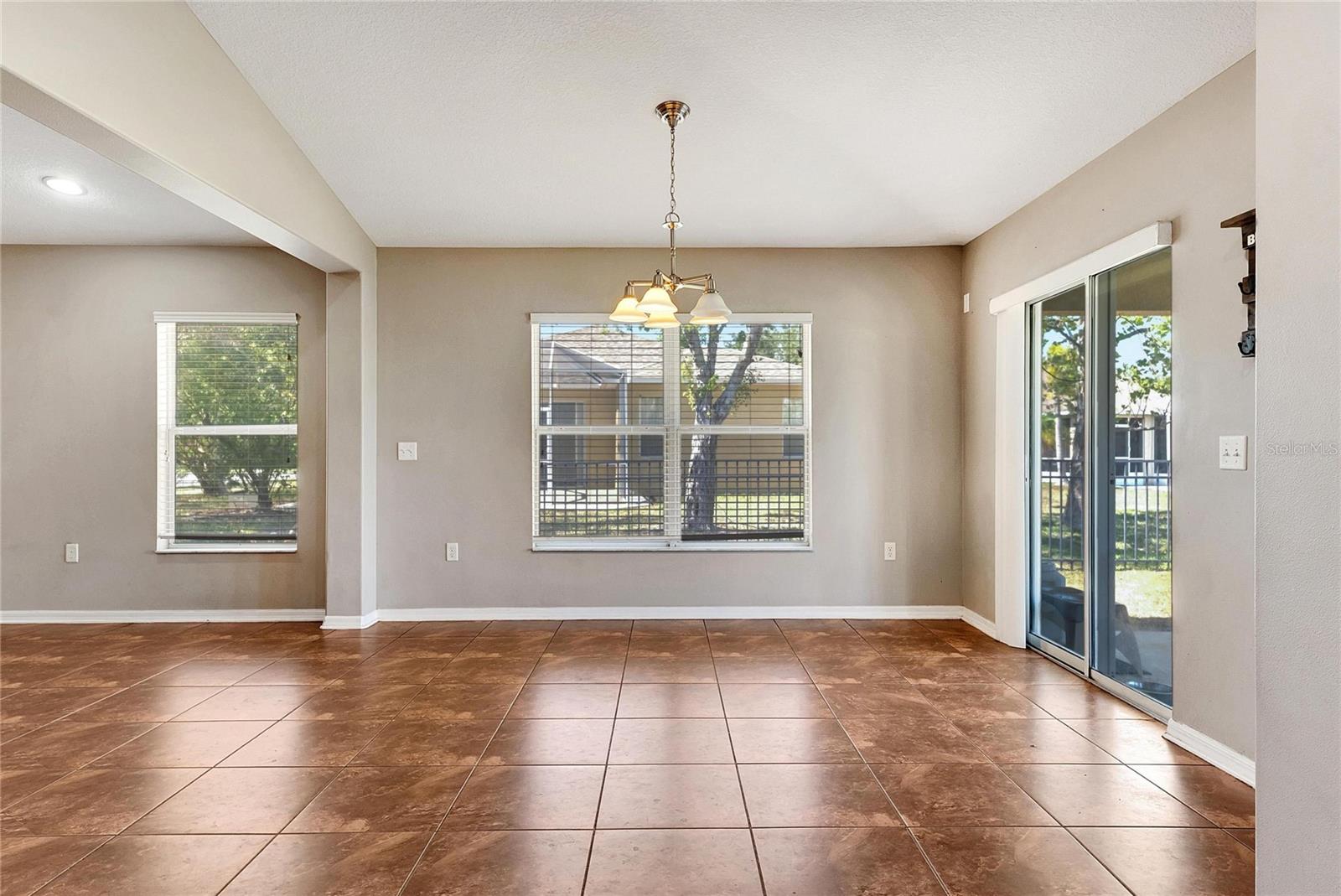 HARBOUR ISLES PH 1 - Residential
