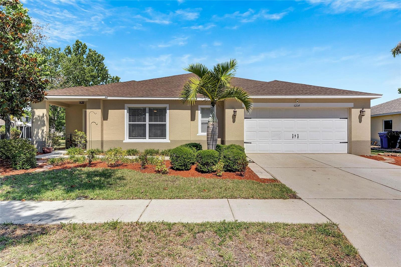 5204 MOON SHELL DRIVE