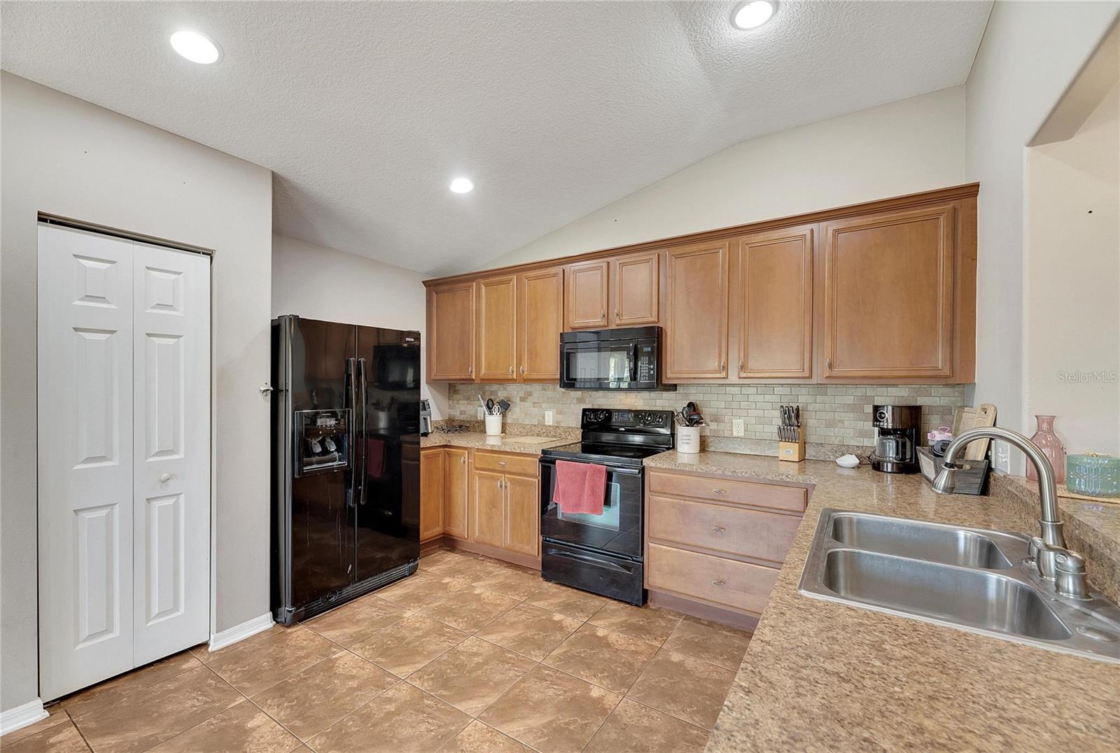 HARBOUR ISLES PH 1 - Residential