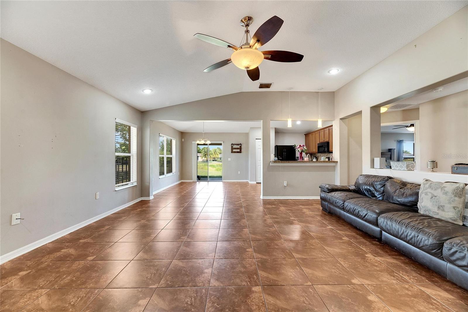 HARBOUR ISLES PH 1 - Residential