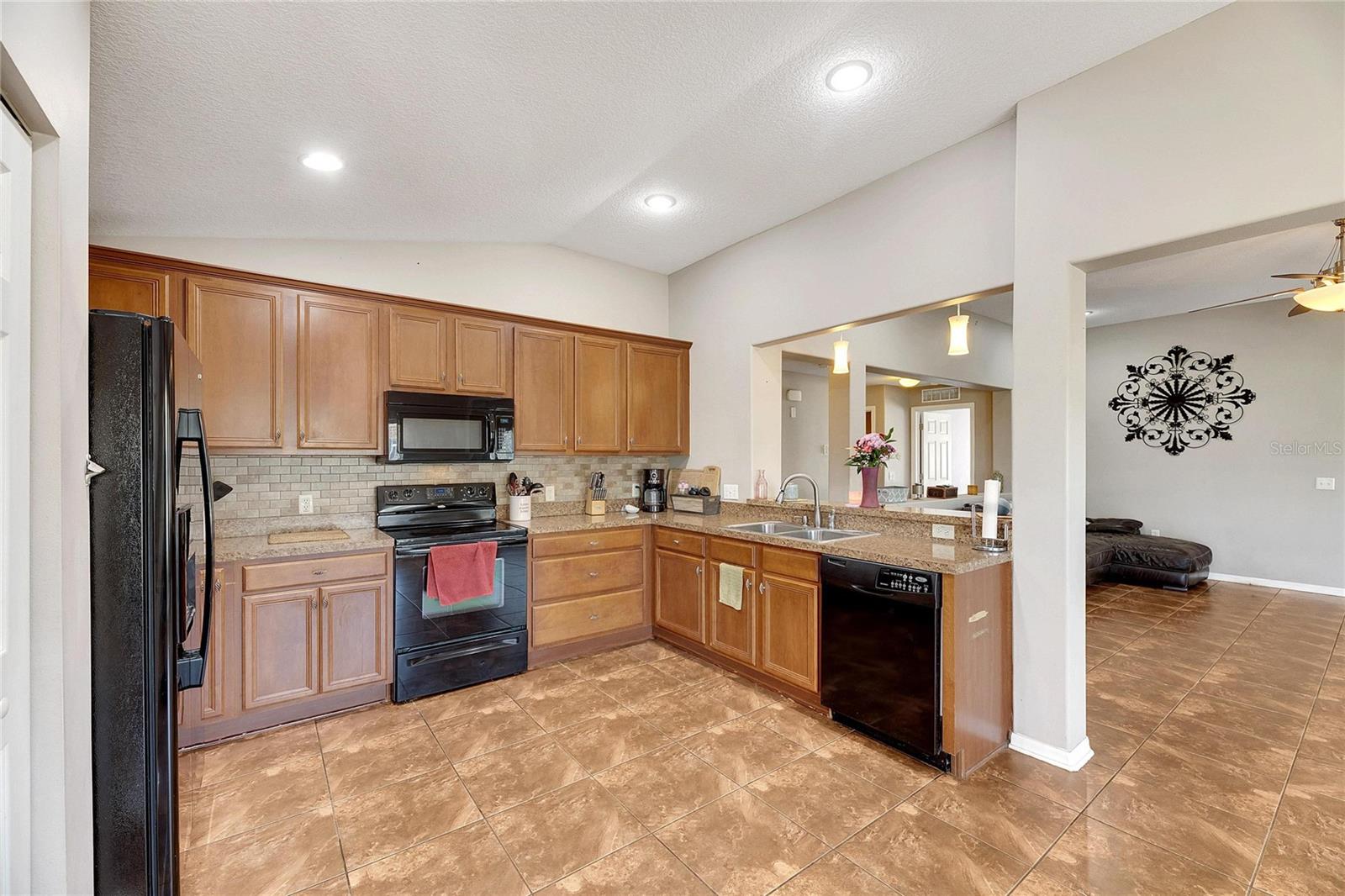 HARBOUR ISLES PH 1 - Residential