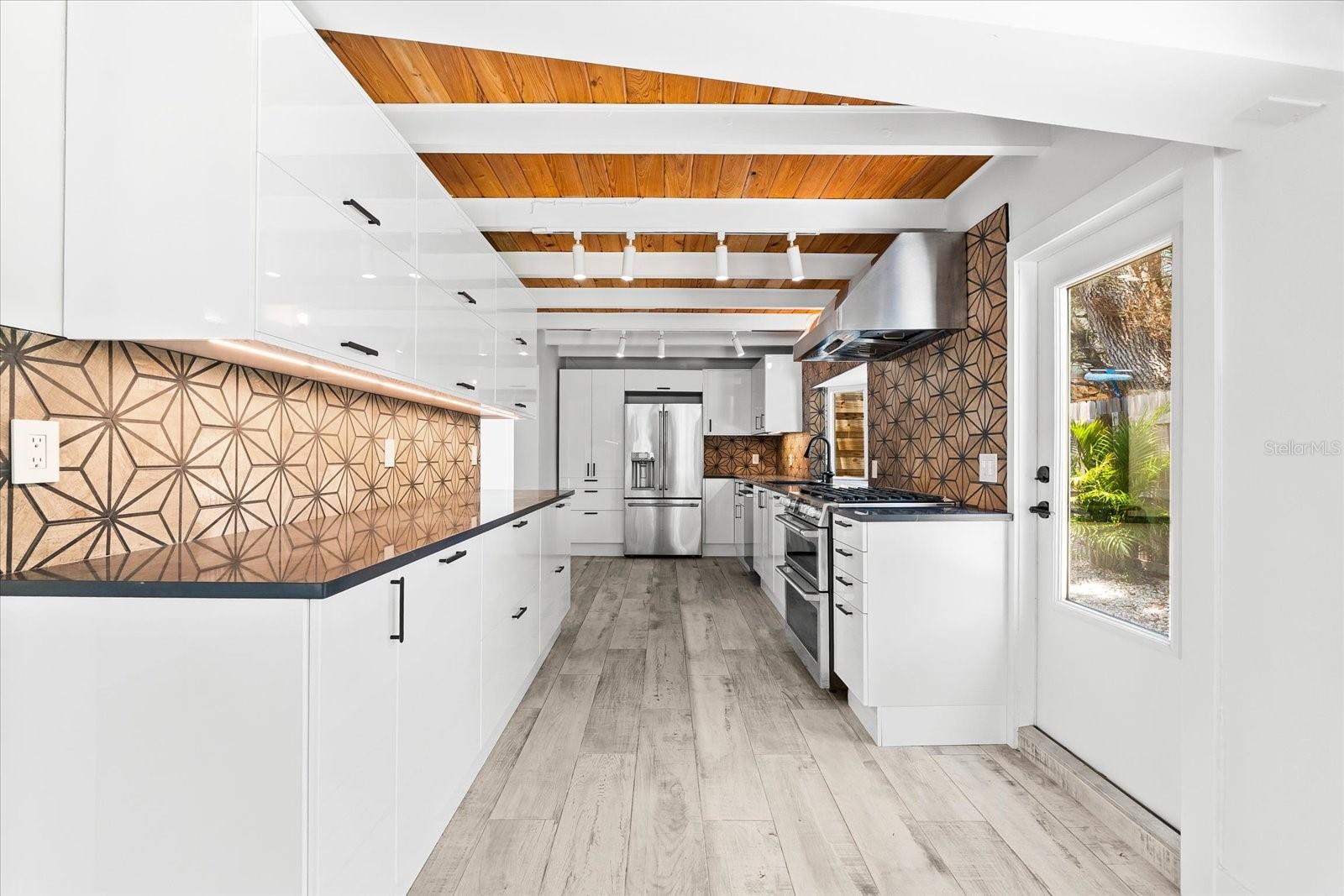 OCEAN VIEW - Residential