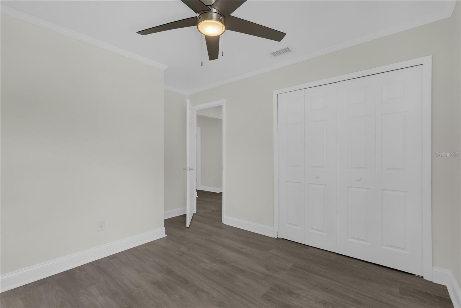 LAKE BARTON SHORES - Residential Lease