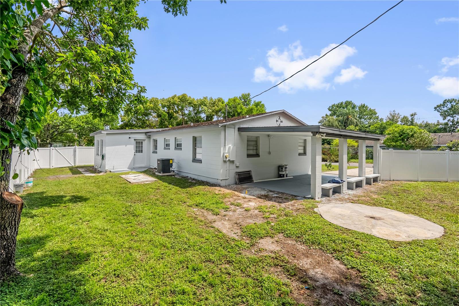 LAKE BARTON SHORES - Residential Lease
