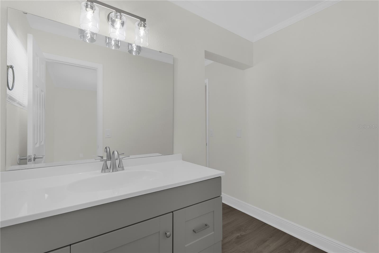 LAKE BARTON SHORES - Residential Lease
