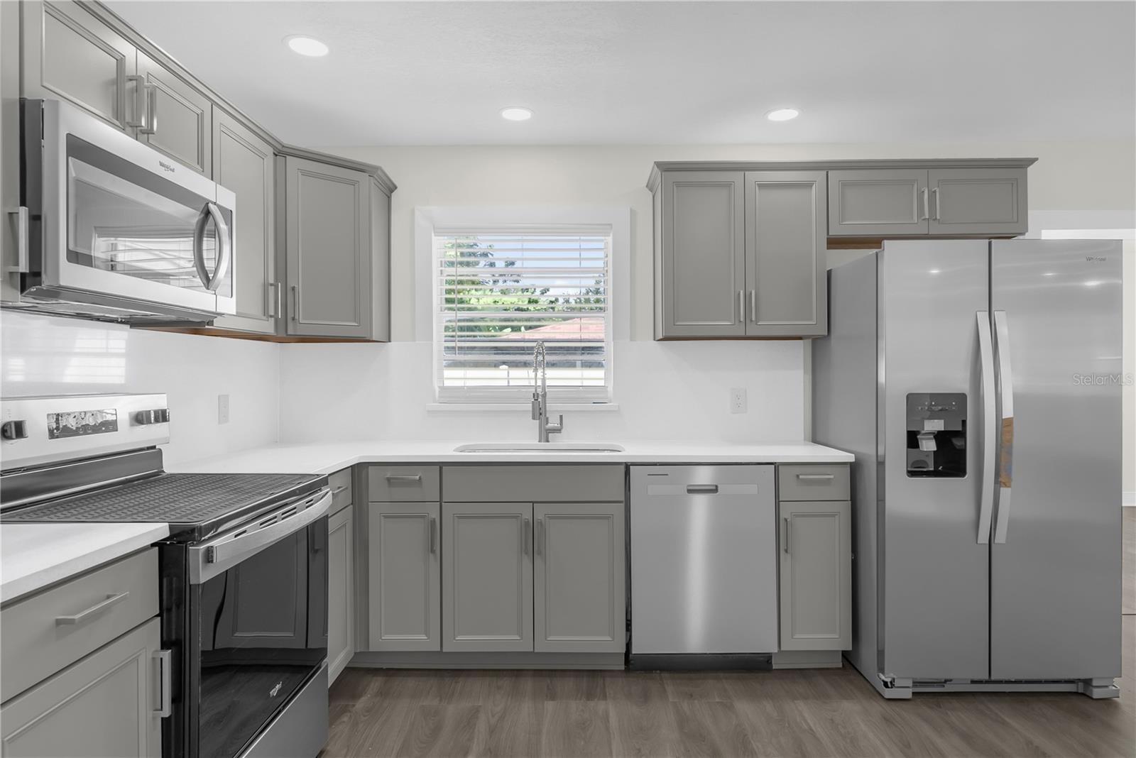 LAKE BARTON SHORES - Residential Lease