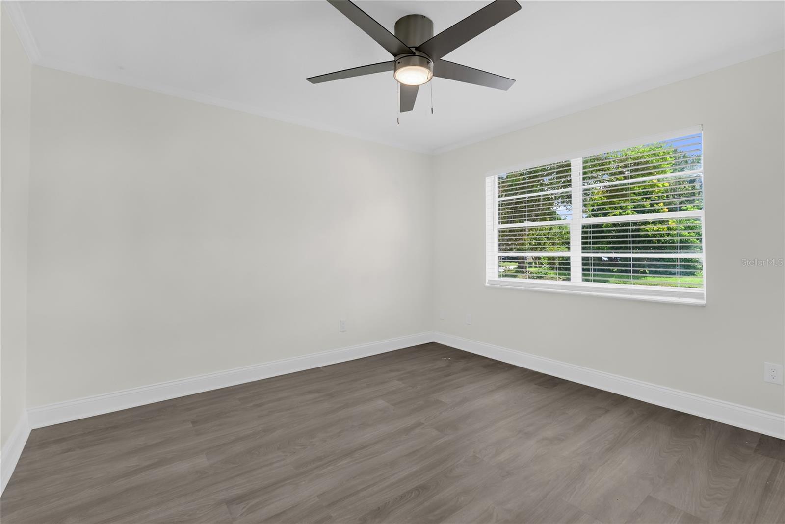 LAKE BARTON SHORES - Residential Lease