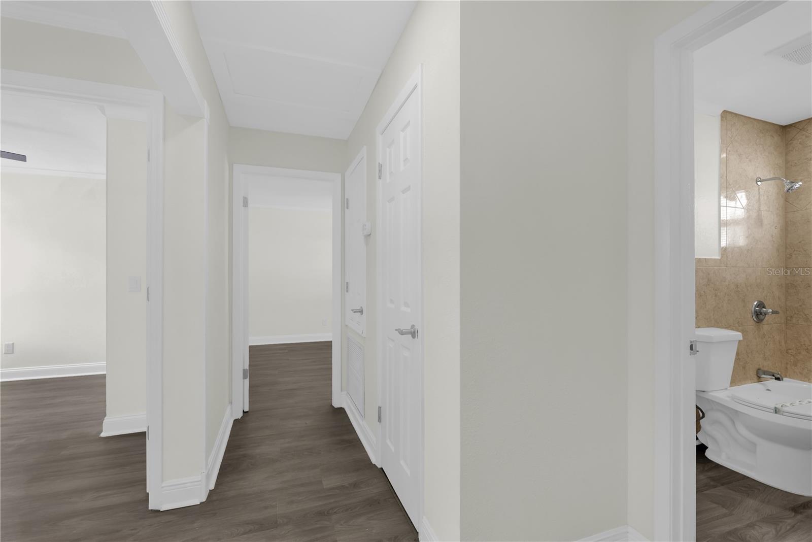 LAKE BARTON SHORES - Residential Lease