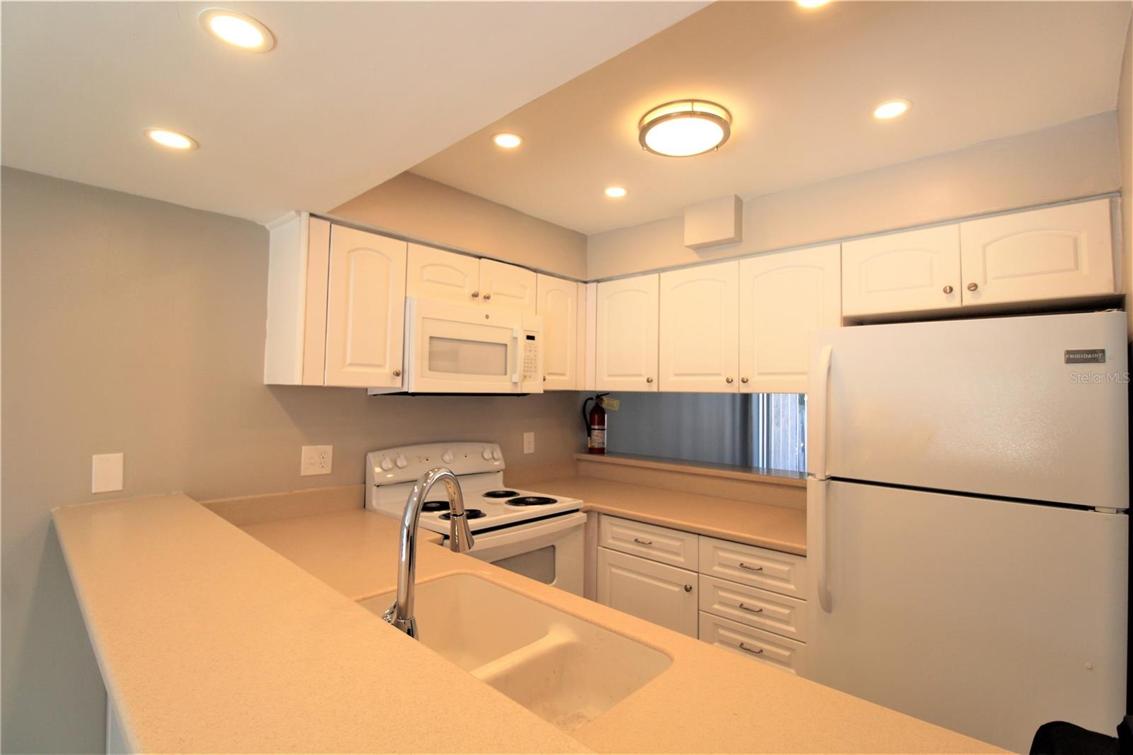 ROYAL POINCIANA - Residential Lease