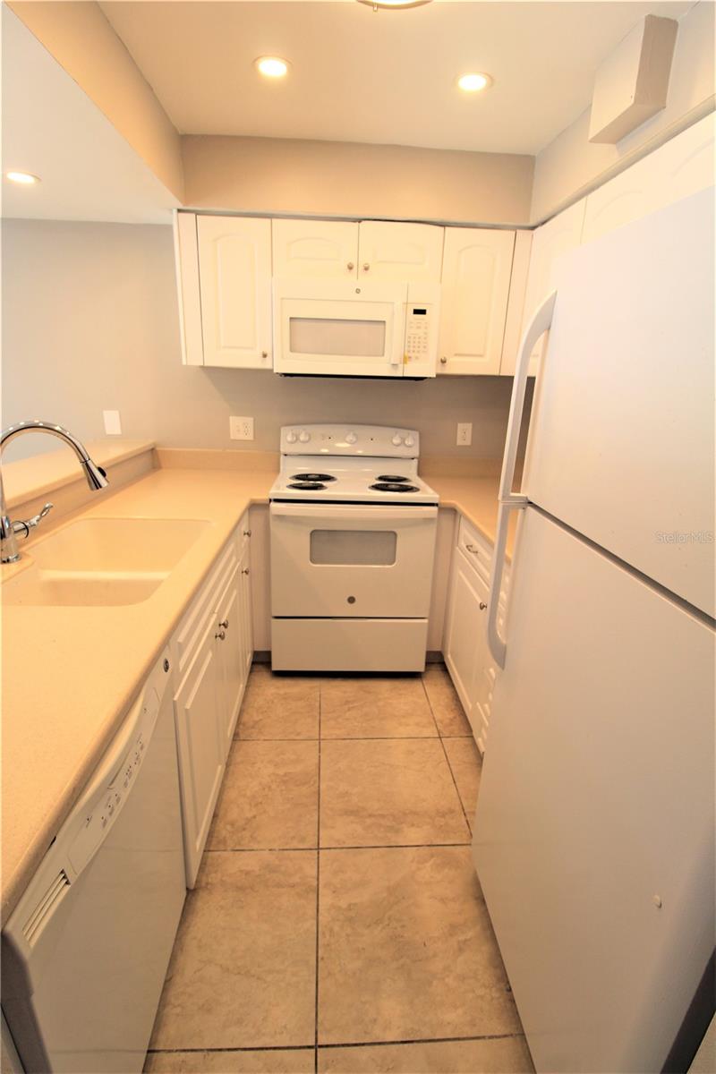 ROYAL POINCIANA - Residential Lease
