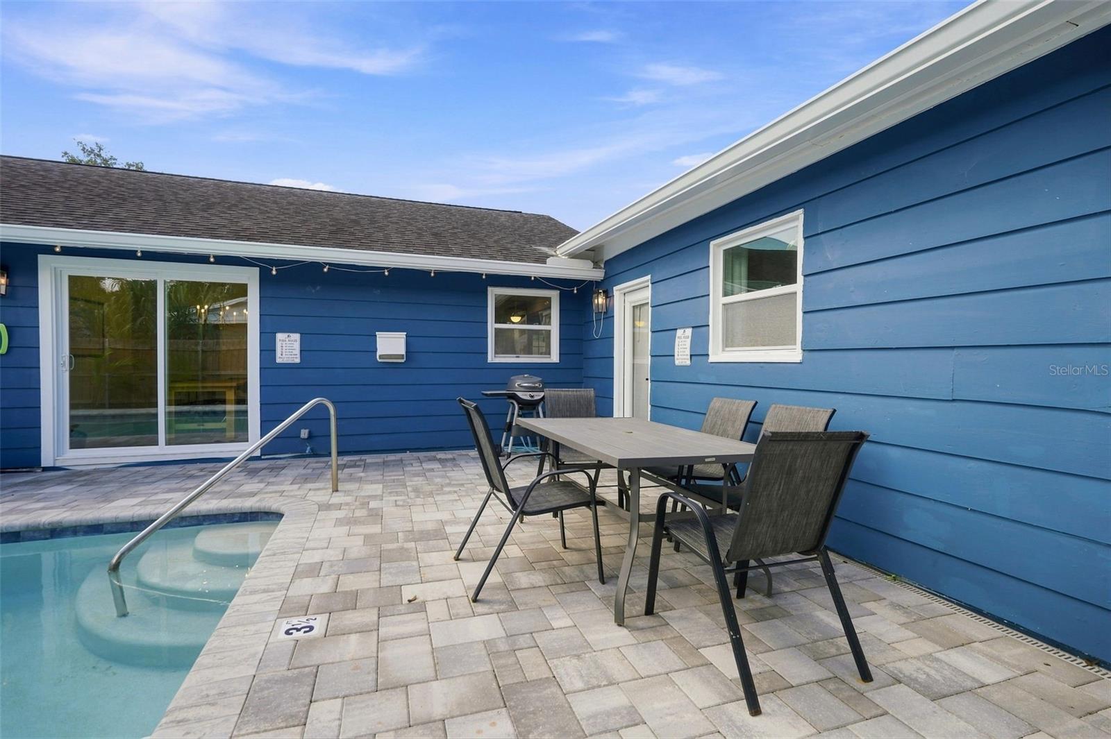 2667 CHERYLE LANE, SARASOTA, FL, 34237 3 2667 CHERYLE LANE