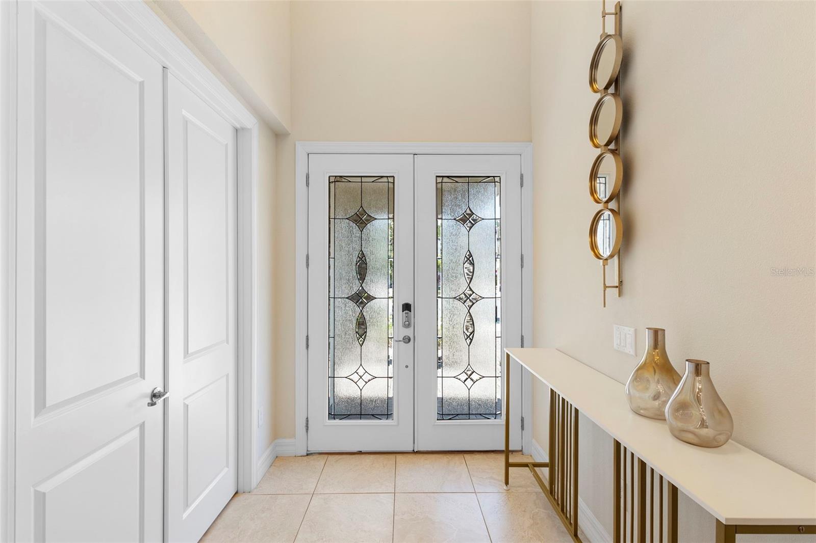 PHILLIPS GROVE TR J - Residential Lease