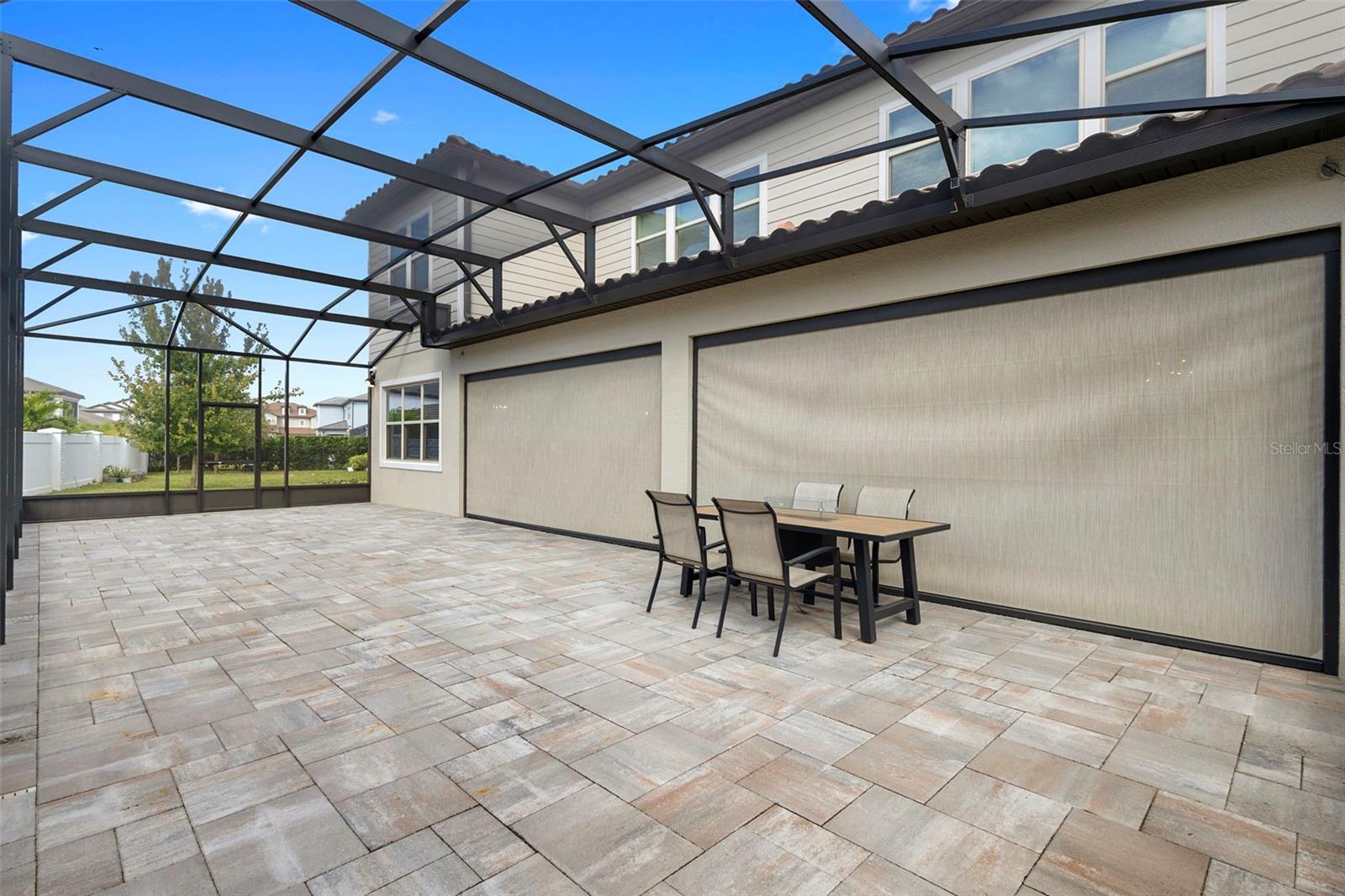 PHILLIPS GROVE TR J - Residential Lease