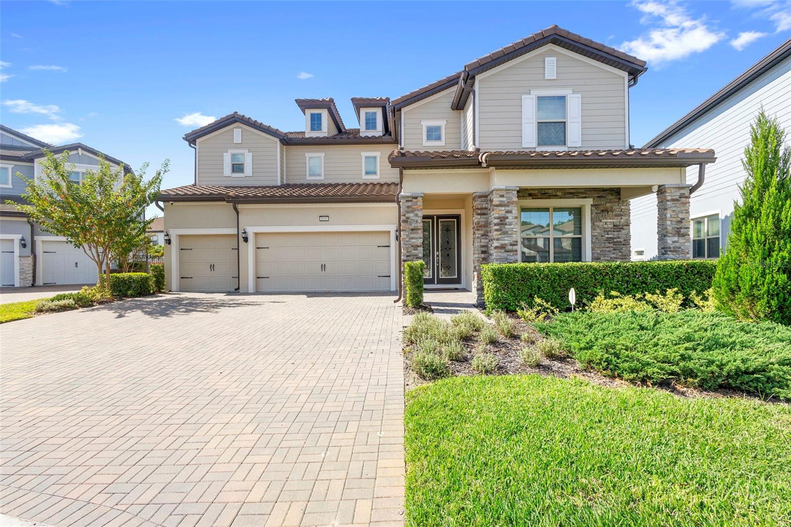 PHILLIPS GROVE TR J - Residential Lease