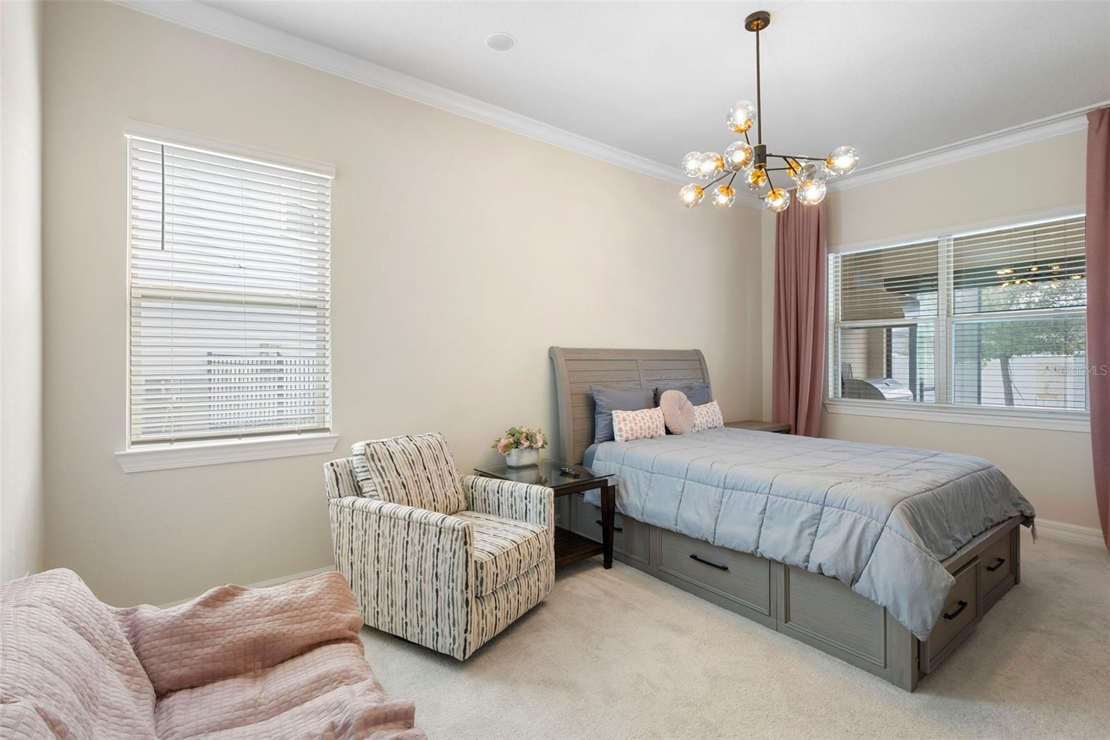 PHILLIPS GROVE TR J - Residential Lease