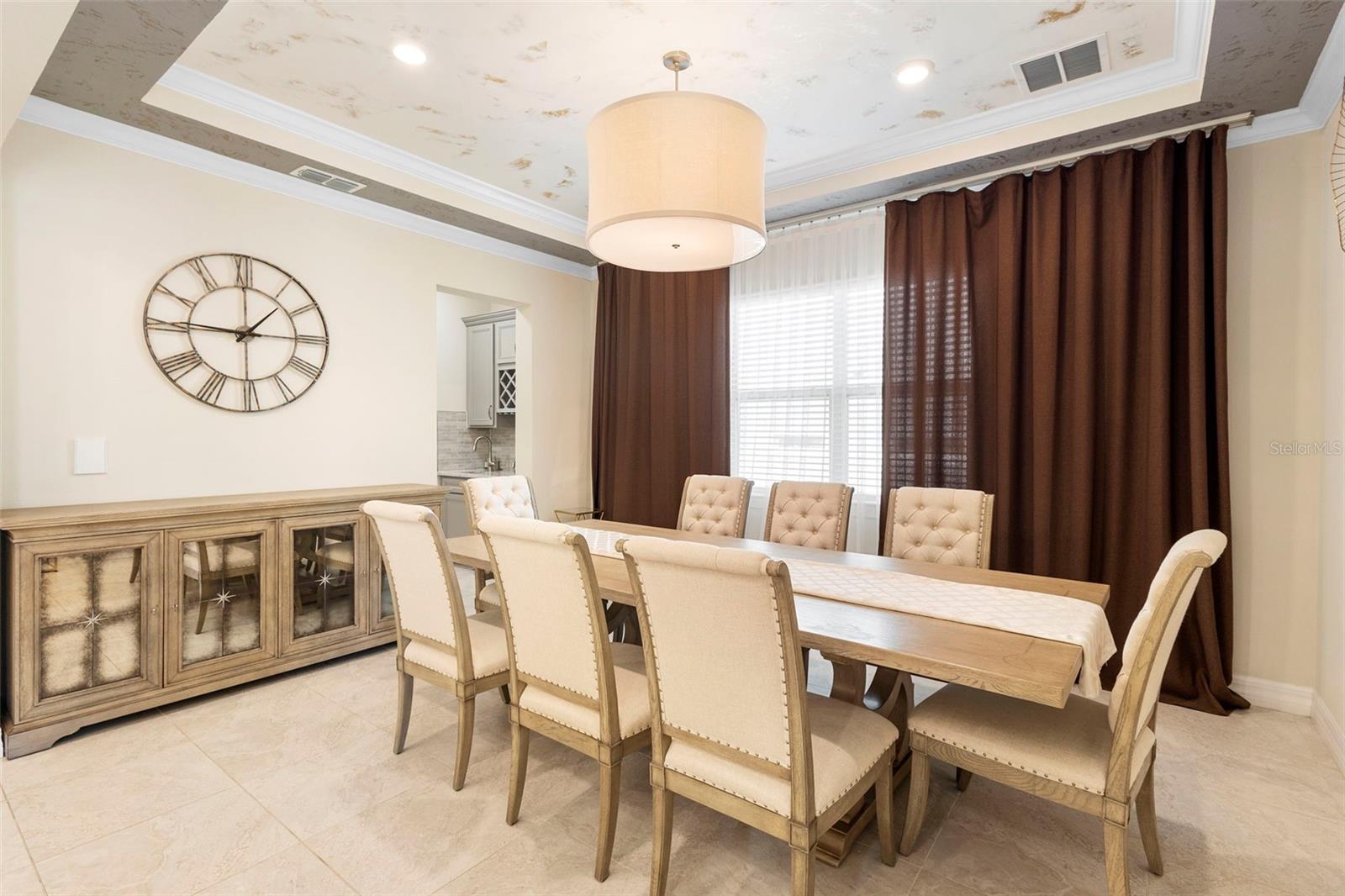 PHILLIPS GROVE TR J - Residential Lease