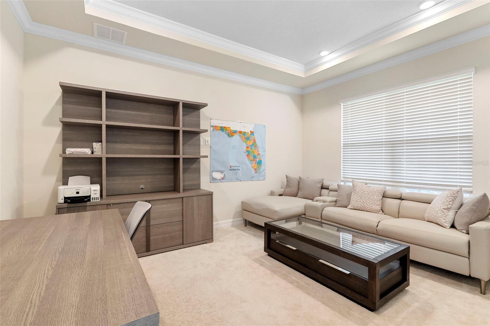 PHILLIPS GROVE TR J - Residential Lease