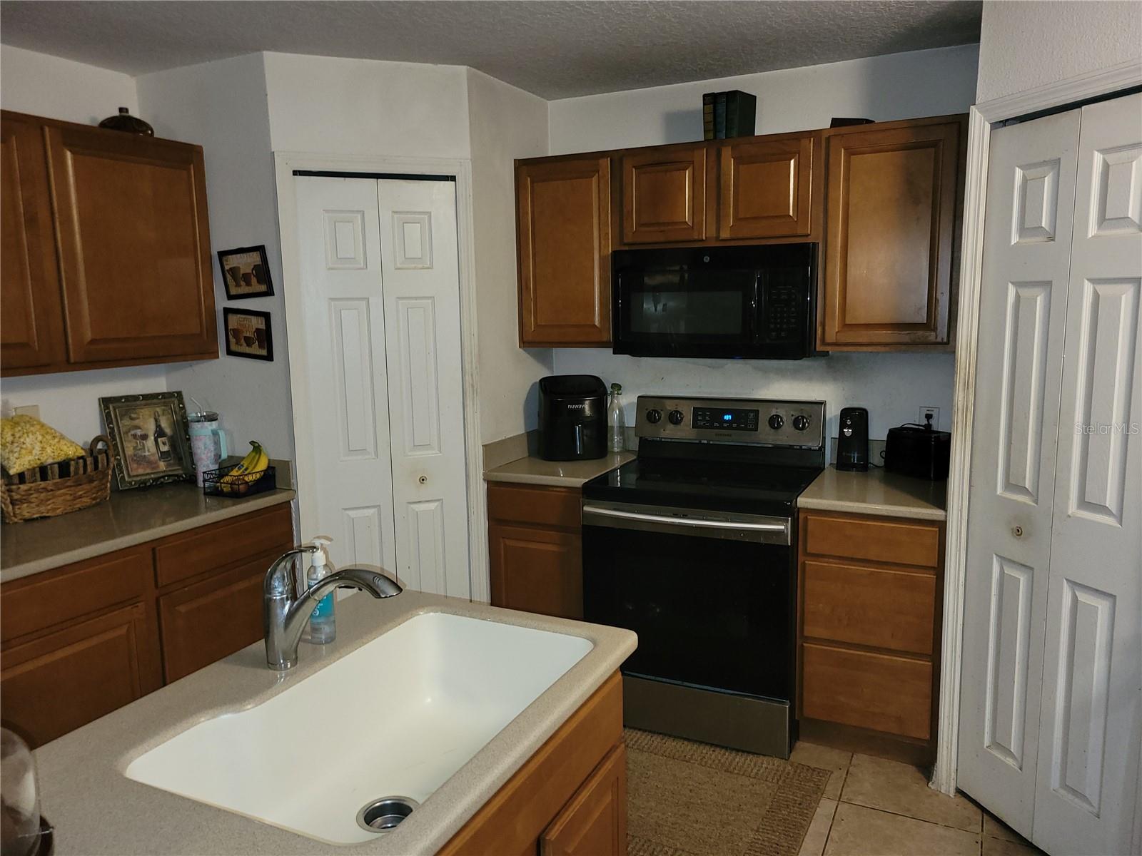 SHEARWATER ESTATES - Residential