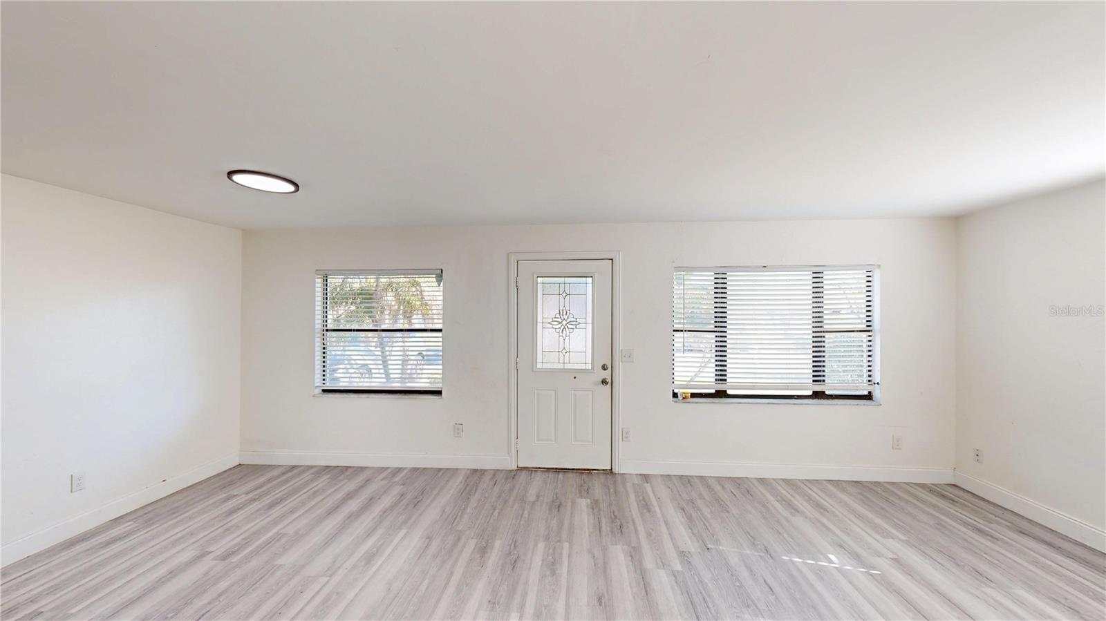 MALIBU GROVES EIGHTH ADD - Residential