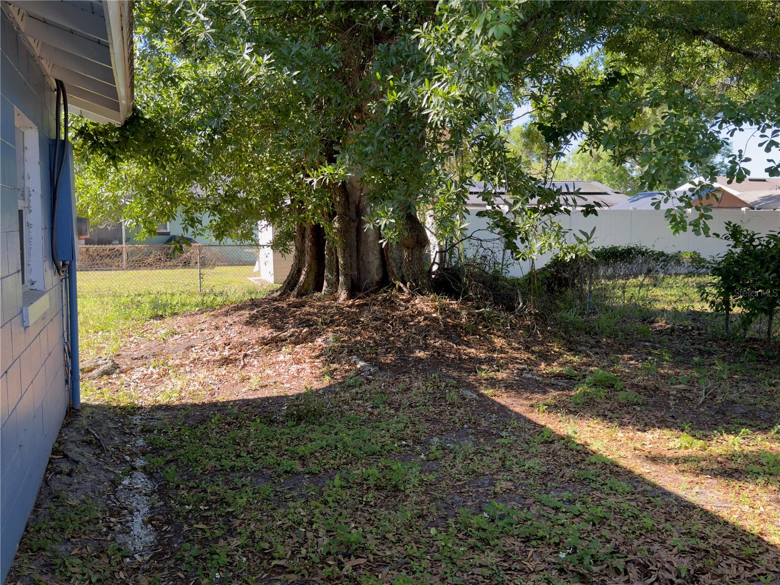 MALIBU GROVES EIGHTH ADD - Residential