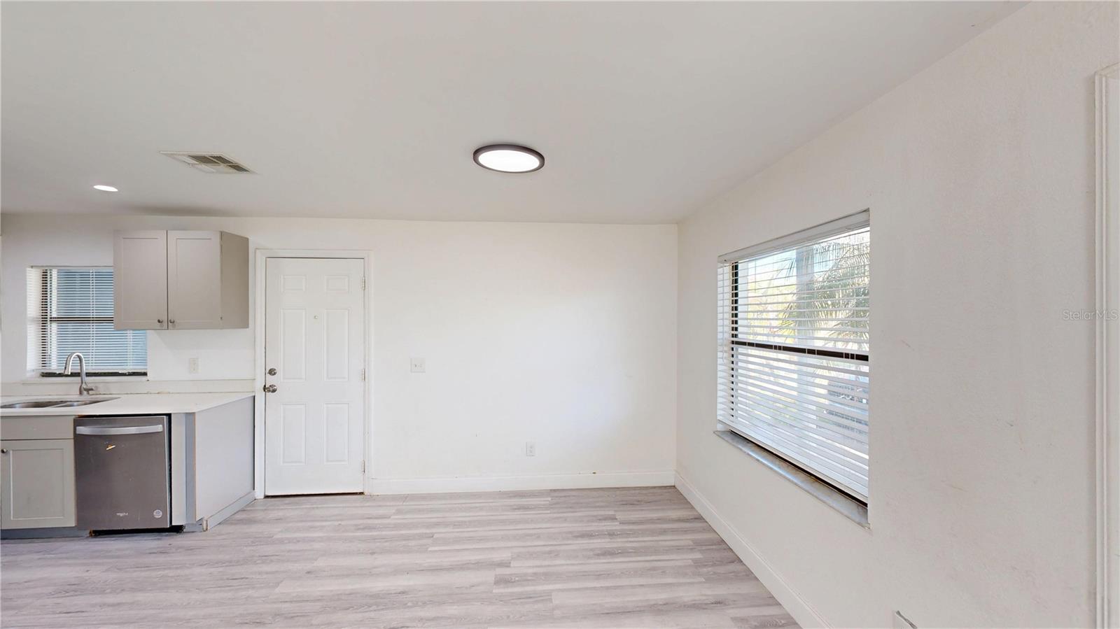 MALIBU GROVES EIGHTH ADD - Residential