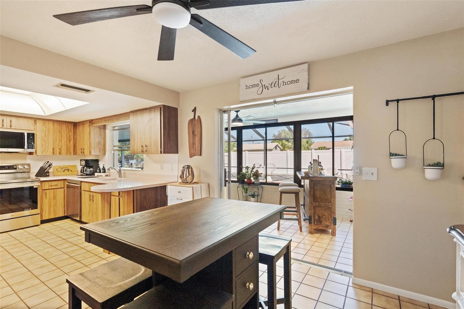 OAKHURST ACRES 3RD ADD - Residential