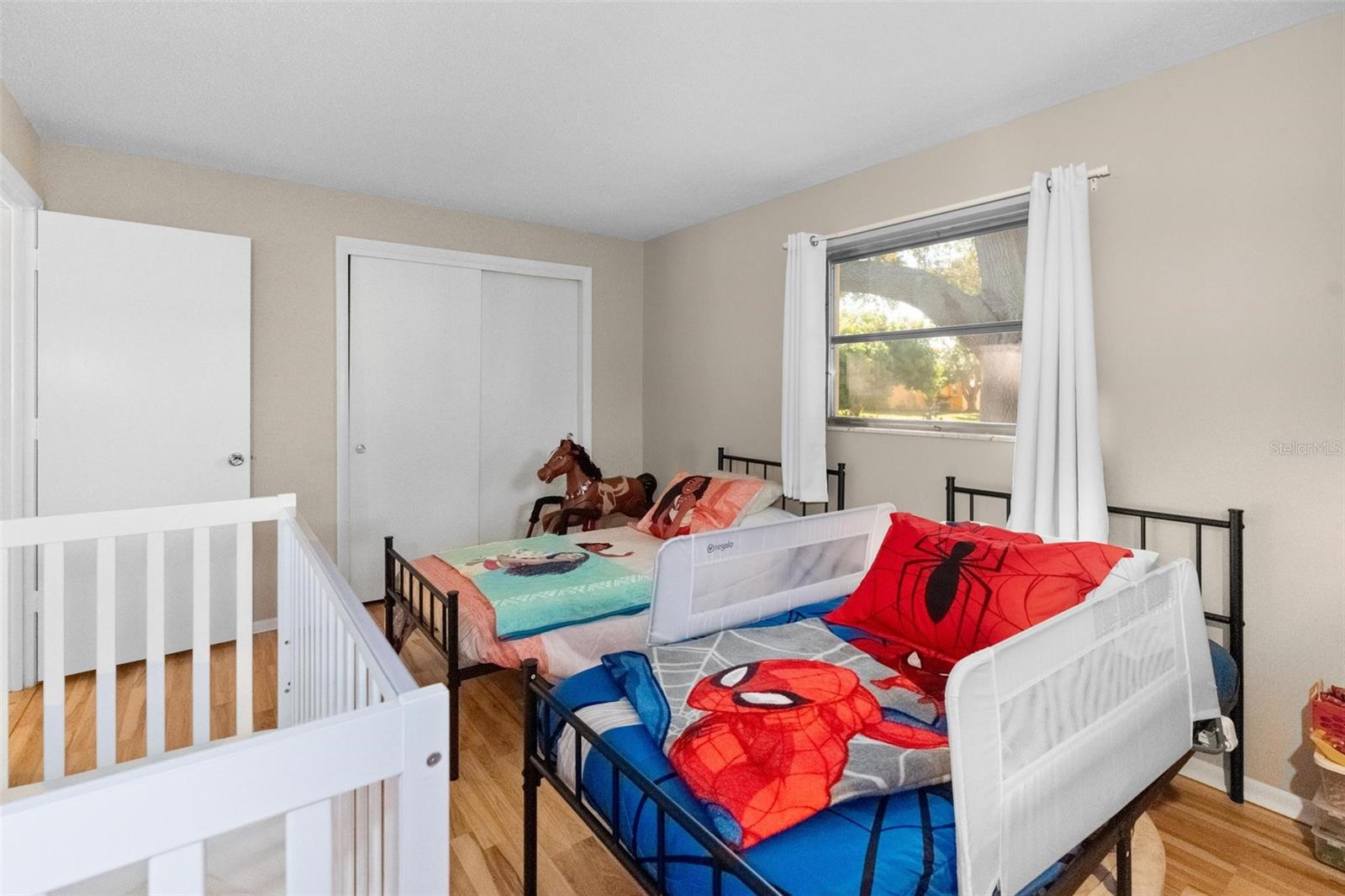 OAKHURST ACRES 3RD ADD - Residential