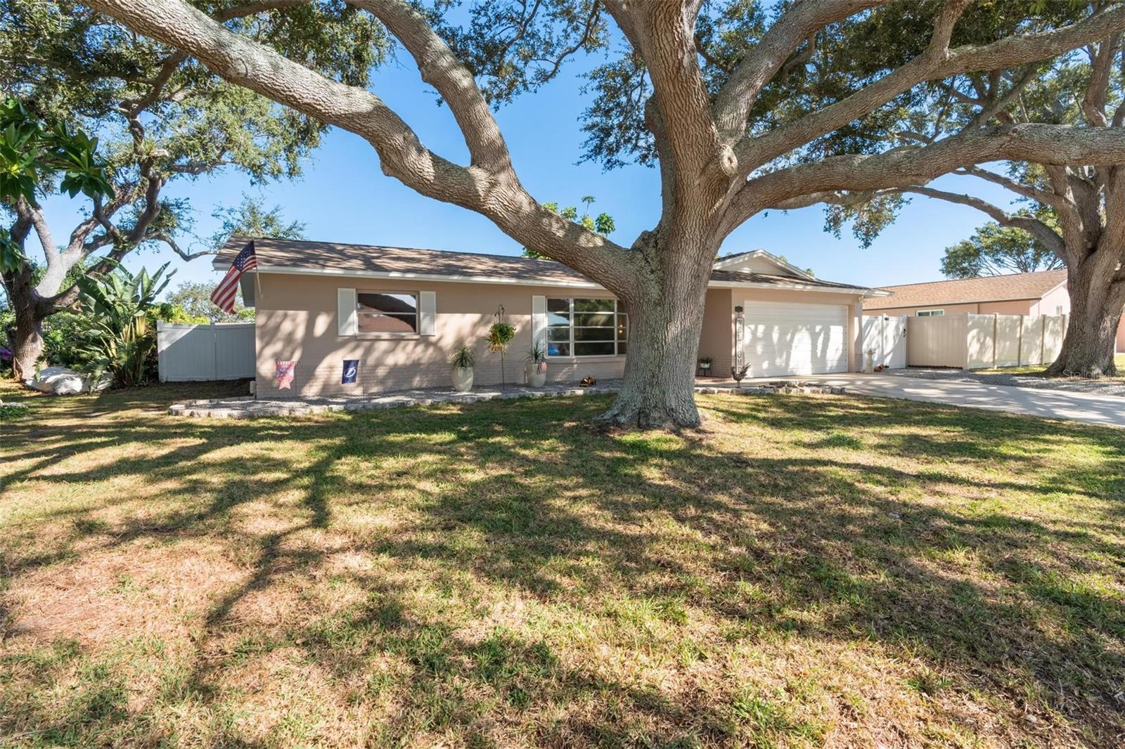 OAKHURST ACRES 3RD ADD - Residential