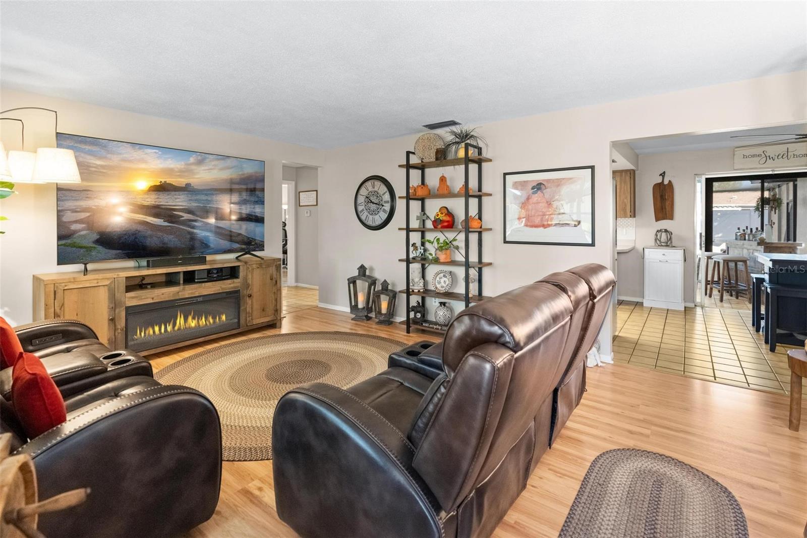 OAKHURST ACRES 3RD ADD - Residential