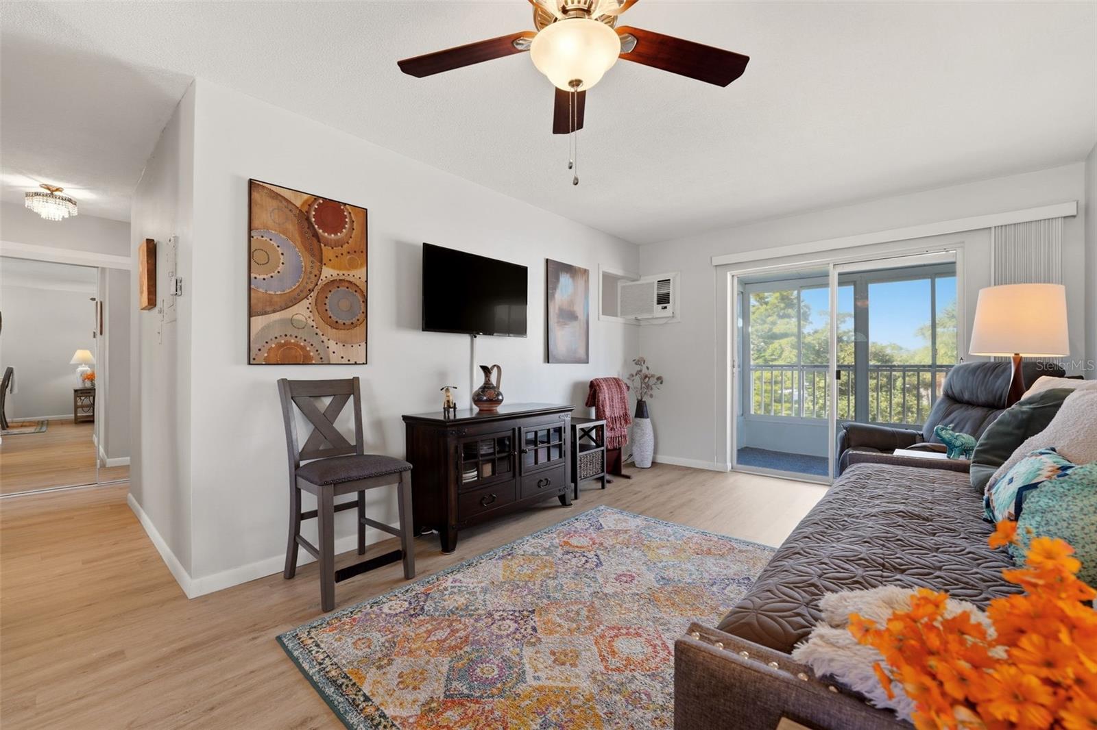 THE FOURTH BAYSHORE - Residential
