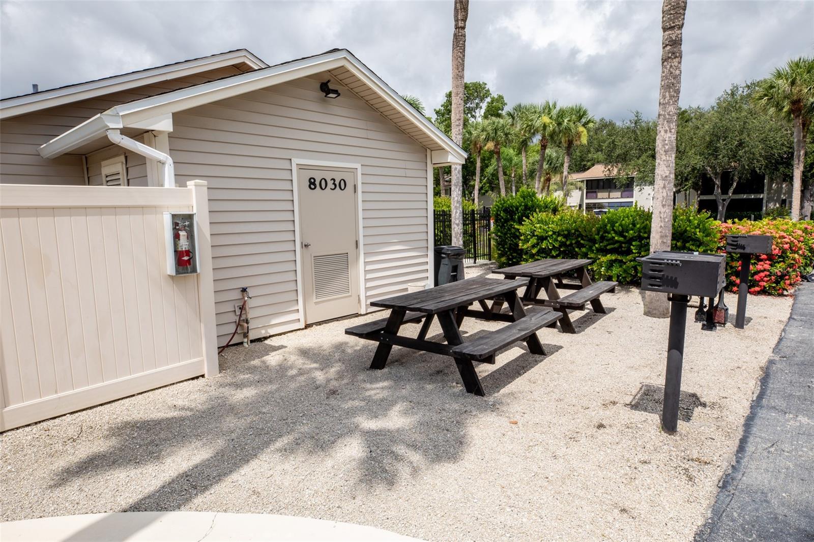 SUMMERLIN WOODS CONDO 1 - Residential