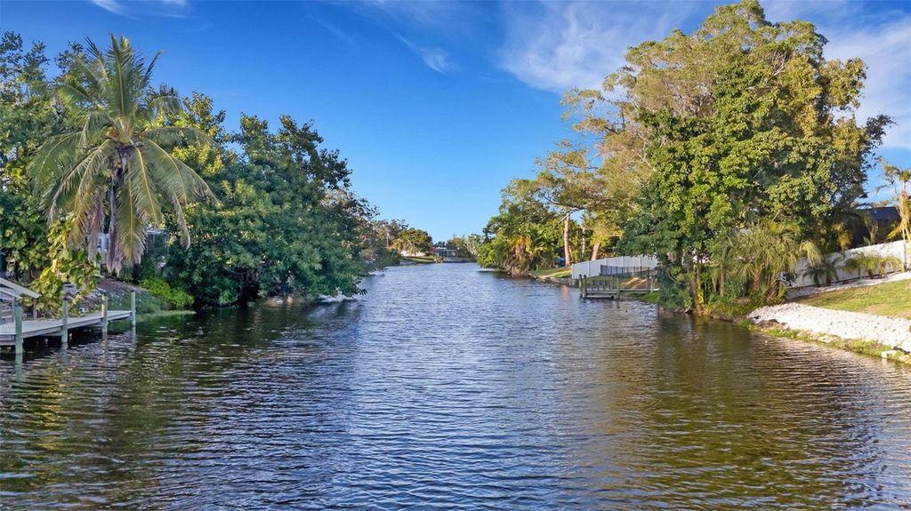 Photo of 1808 78th Street NW, Bradenton, FL 34209 (MLS # A4678262)