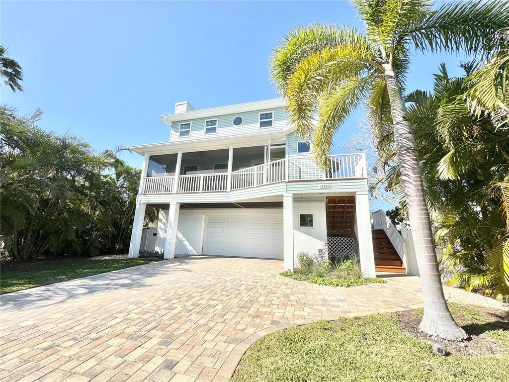 Photo of 16204 3rd Street E, Redington Beach, FL 33708 (MLS # TB8373963)
