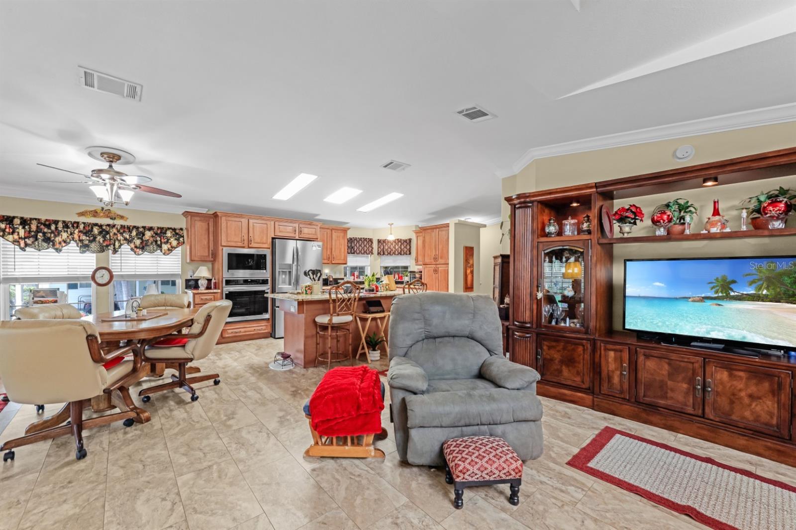 MAPLE LEAF ESTATES - Residential