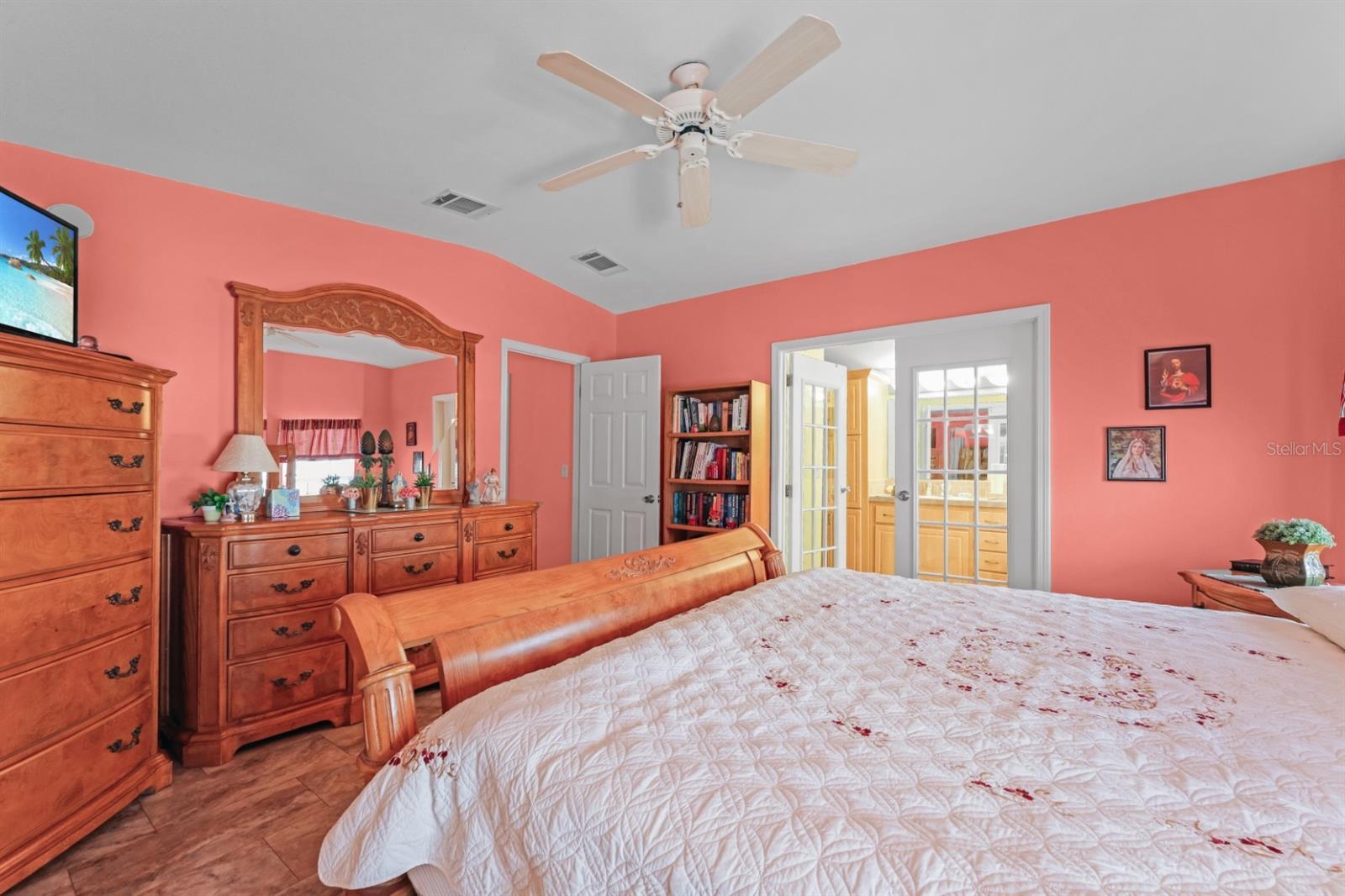 MAPLE LEAF ESTATES - Residential