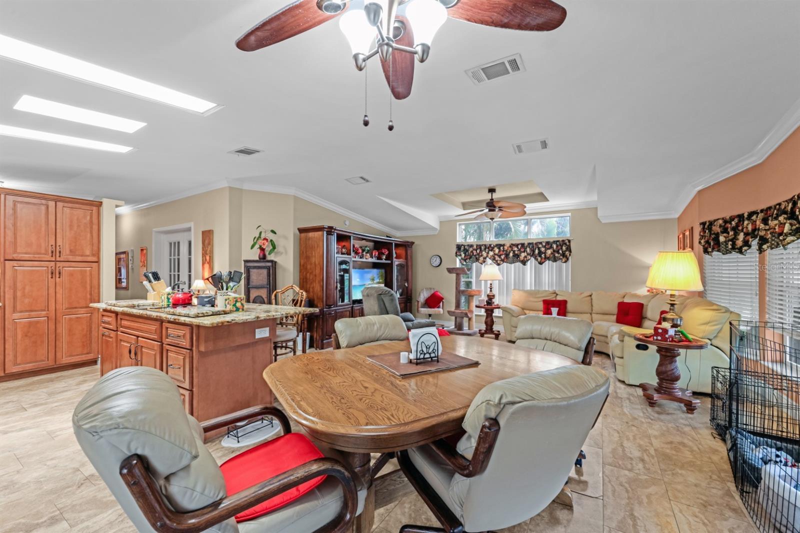 MAPLE LEAF ESTATES - Residential