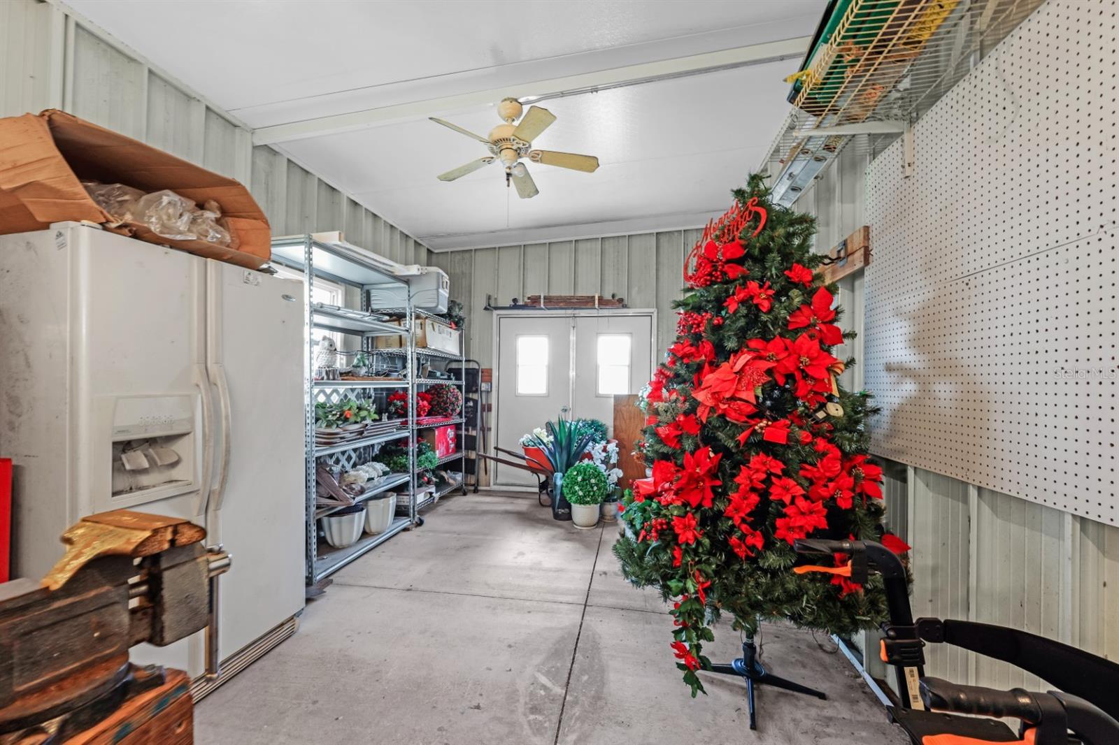 MAPLE LEAF ESTATES - Residential