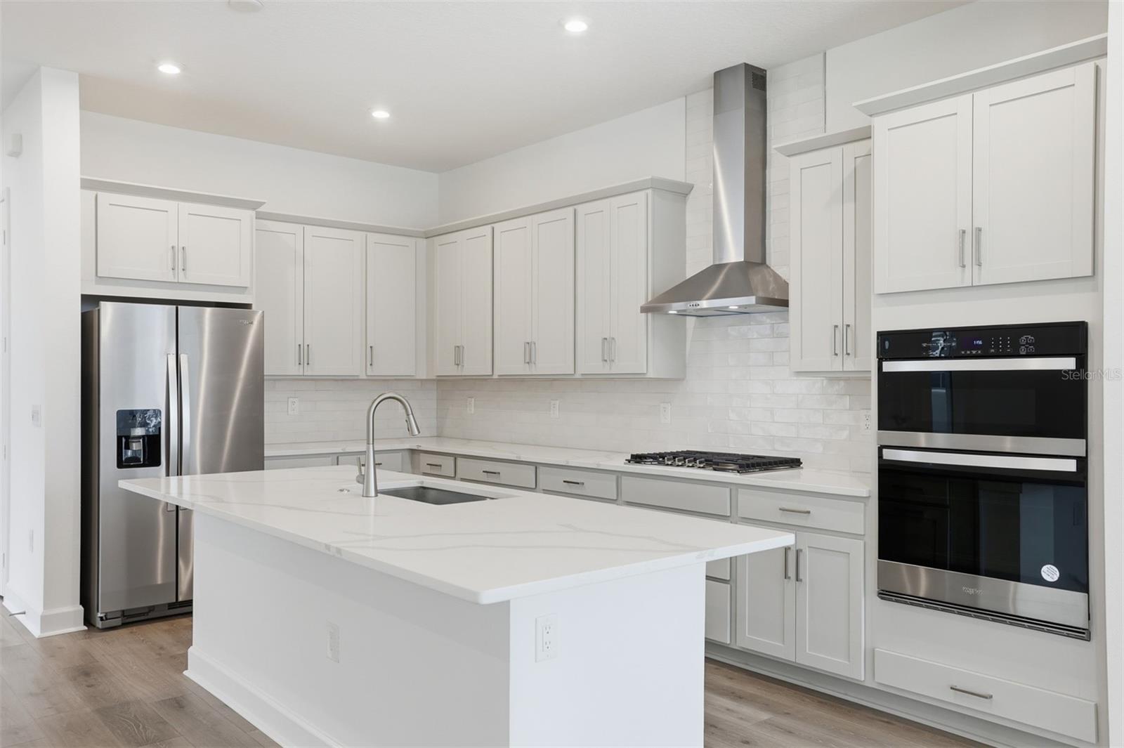 CELEBRATION ISLAND VILLAGE - Residential