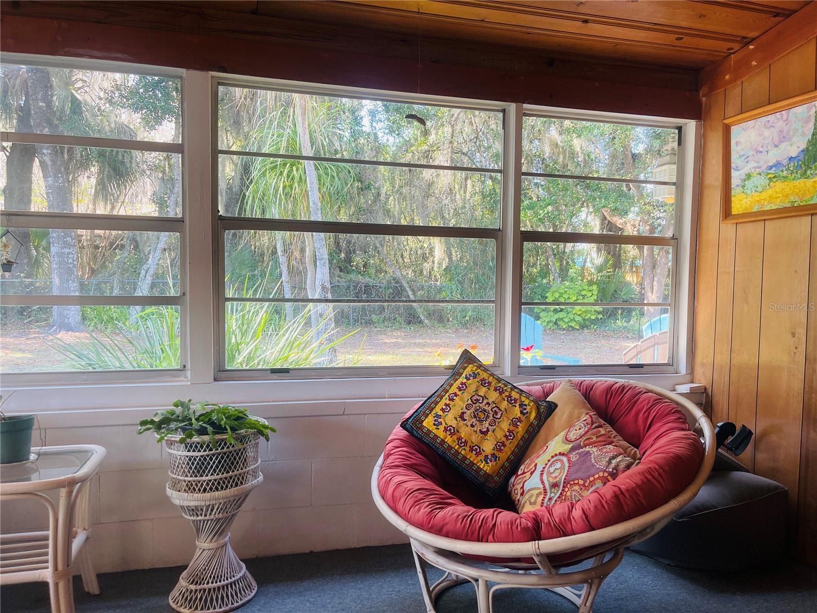 DELAND E 01/2 BLK 117 - Residential