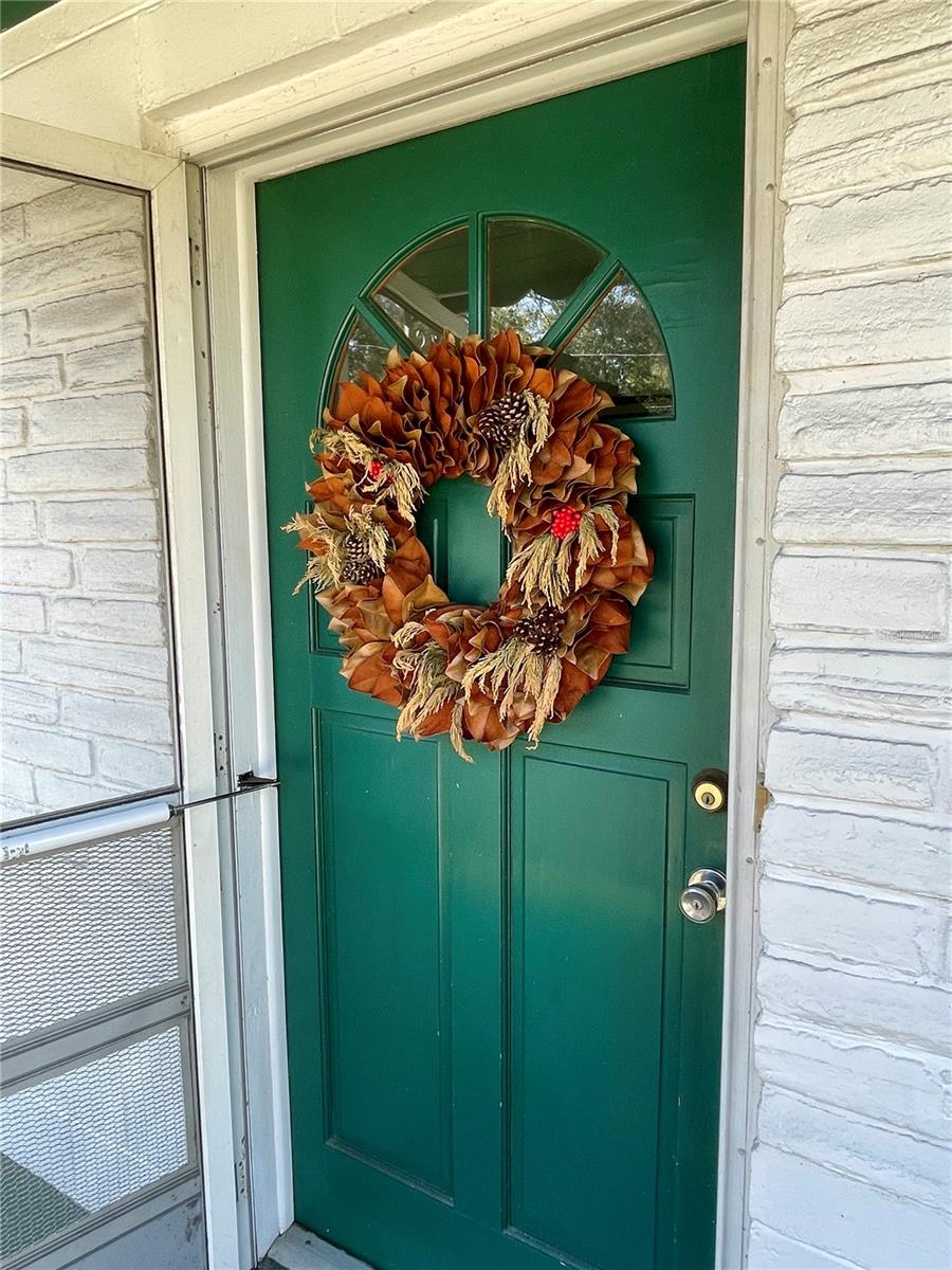 DELAND E 01/2 BLK 117 - Residential