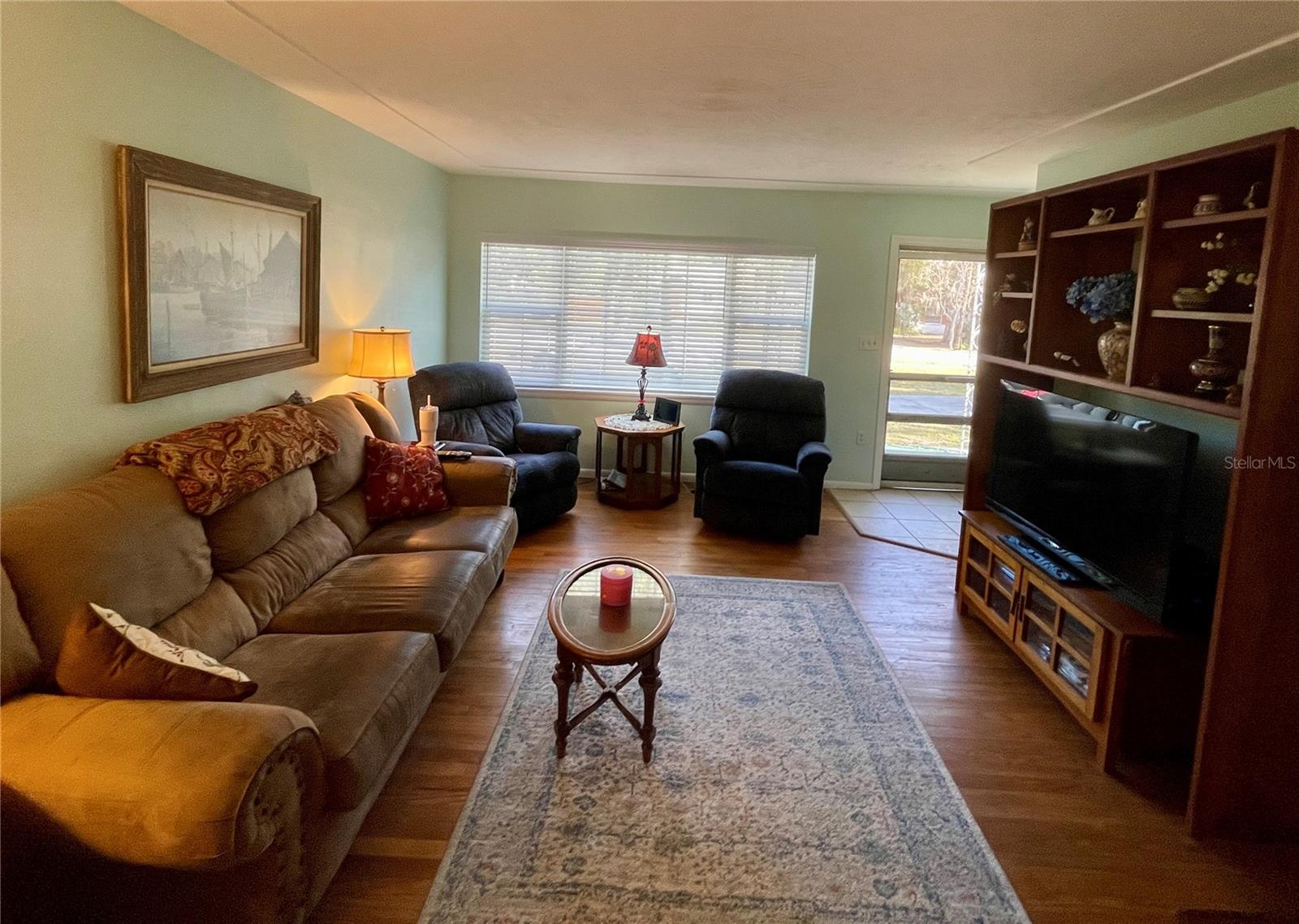 DELAND E 01/2 BLK 117 - Residential