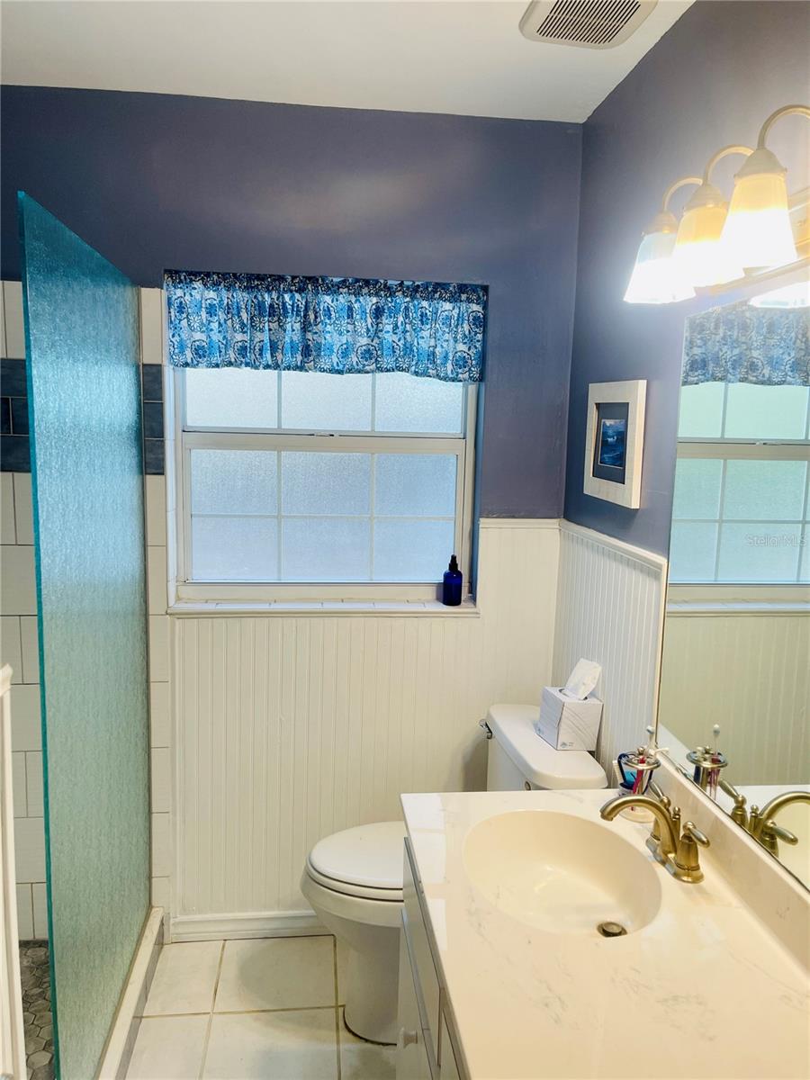 DELAND E 01/2 BLK 117 - Residential