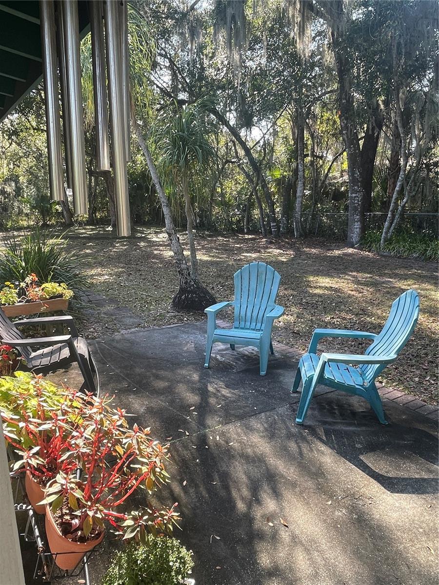 DELAND E 01/2 BLK 117 - Residential