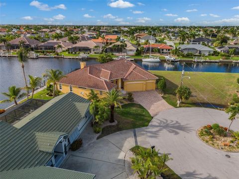 A home in PUNTA GORDA