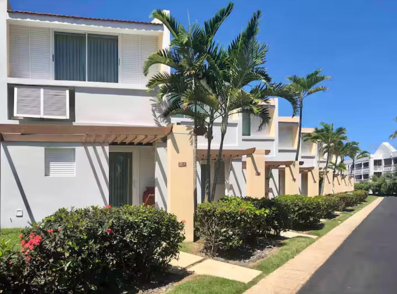 Exquisite Oceanfront Community in Dorado
Discover the epitome of coastal living in this stunning apartment, nestled in one of Dorado's most sought-after communities, Ocean Villas. With direct access to pristine beaches, this property offers an unparalleled lifestyle characterized by elegance and charm.
Recently remodeled just two years ago, this residence boasts a modern design and top-of-the-line finishes. Fully furnished and equipped, it’s ready for you to move in and start enjoying the luxurious amenities.
Featuring two spacious bedrooms and two beautifully appointed bathrooms, this two-story apartment provides both comfort and style. Step outside to your private balcony, where lush grass meets the serene ambiance of the pool and beach access—perfect for relaxation and entertaining.
Ideally situated short distance to a variety of amenities, this location offers easy access to a Bowling Alley, a selection of restaurants, and a beach.
Golf enthusiast will love the nearby practice range. At night enjoy a hotel bar, some music and exciting casino just a stone's throw away.
Include two parking spots, solar panels and 20 Kilos Battery. Cleaning service included. Property available to rent for 6 months to one year.
This exceptional property is more than just a home; it’s a lifestyle. Don’t miss your chance to rent a piece of paradise in Dorado.