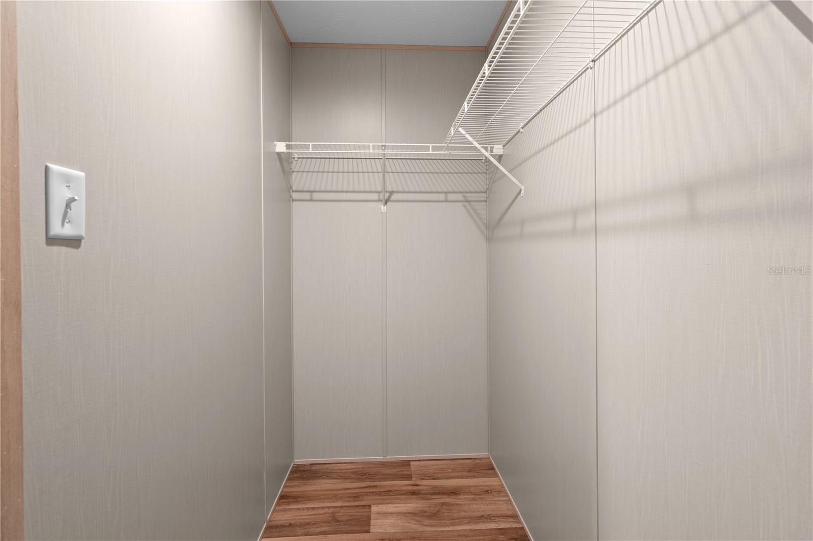 UNIVERSITY ESTATES - Residential