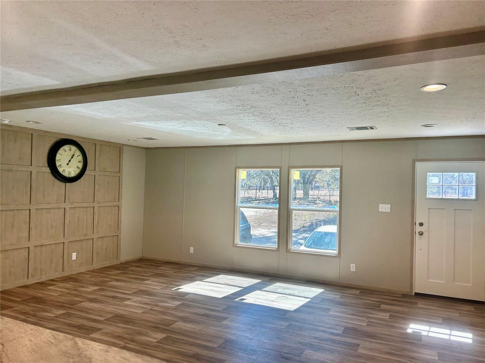 UNIVERSITY ESTATES - Residential