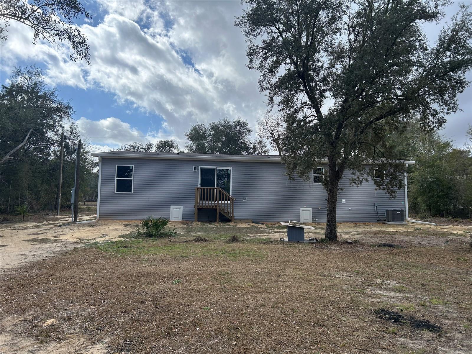 UNIVERSITY ESTATES - Residential